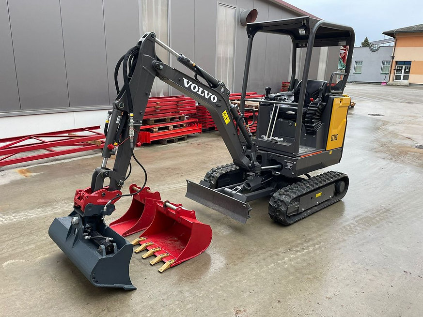 a522e4_019a99f076344e298b58d36178c38ab0mv2